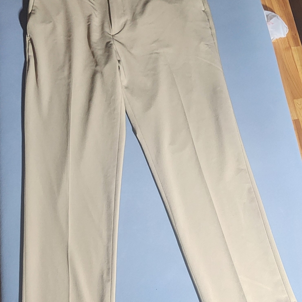 Van Heusen Flex Khaki Dress Pants Men’s 36x30 Straight Flat Front